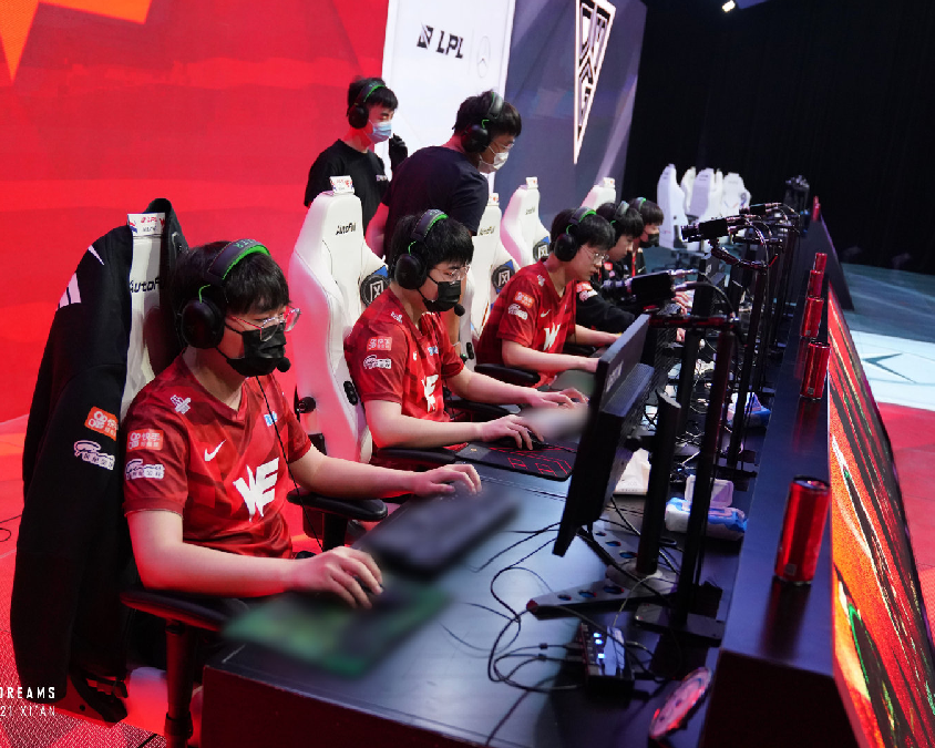 不仅因为他 不仅因为他