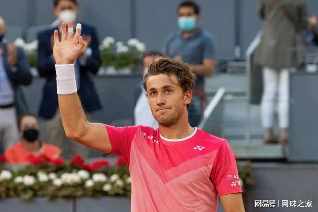 结合音乐与 结合音乐与