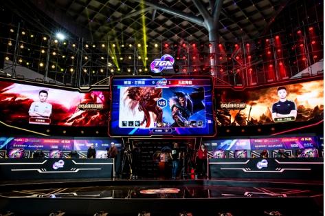 西蒙通过多 西蒙通过多