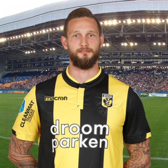 因连续两场 因连续两场